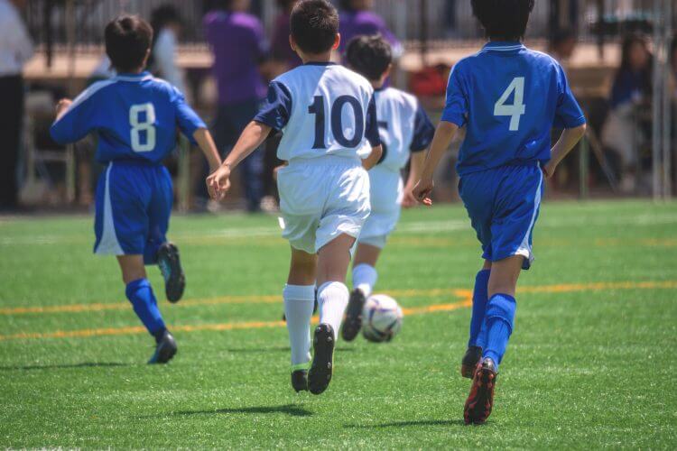 少年サッカーのセンターハーフの役割